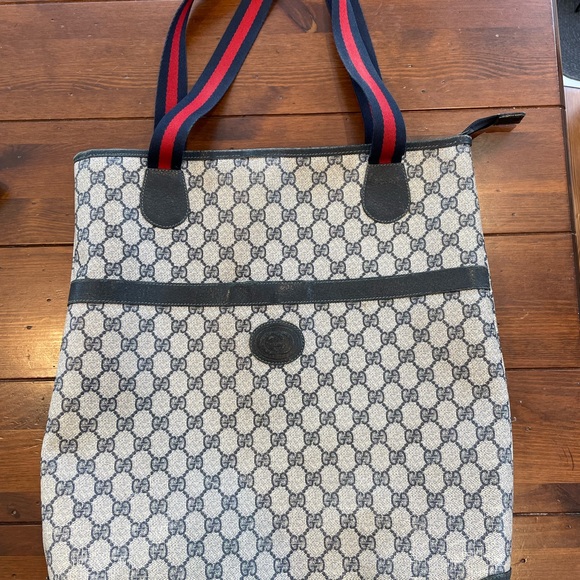 Gucci Tote - Picture 15 of 15